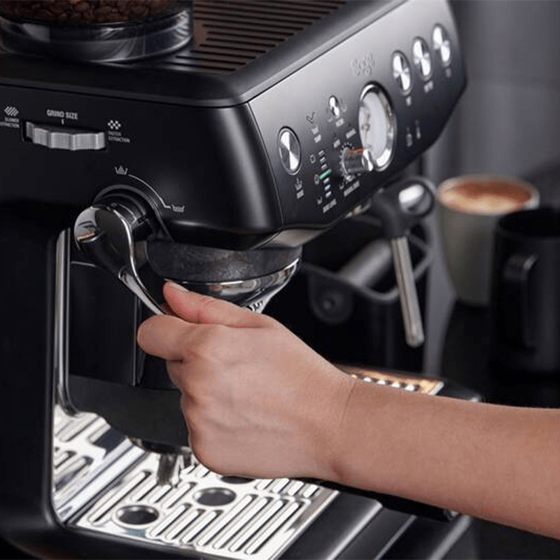 SAGE The Barista Express™ Impress – Halbautomatische Espressomaschine