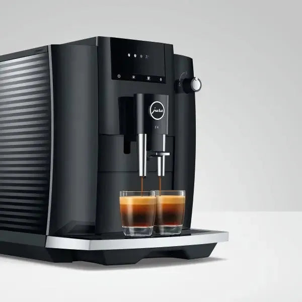 JURA E4 (EA) Piano Black Kaffeevollautomat inkl. 5 Jahre Garantie