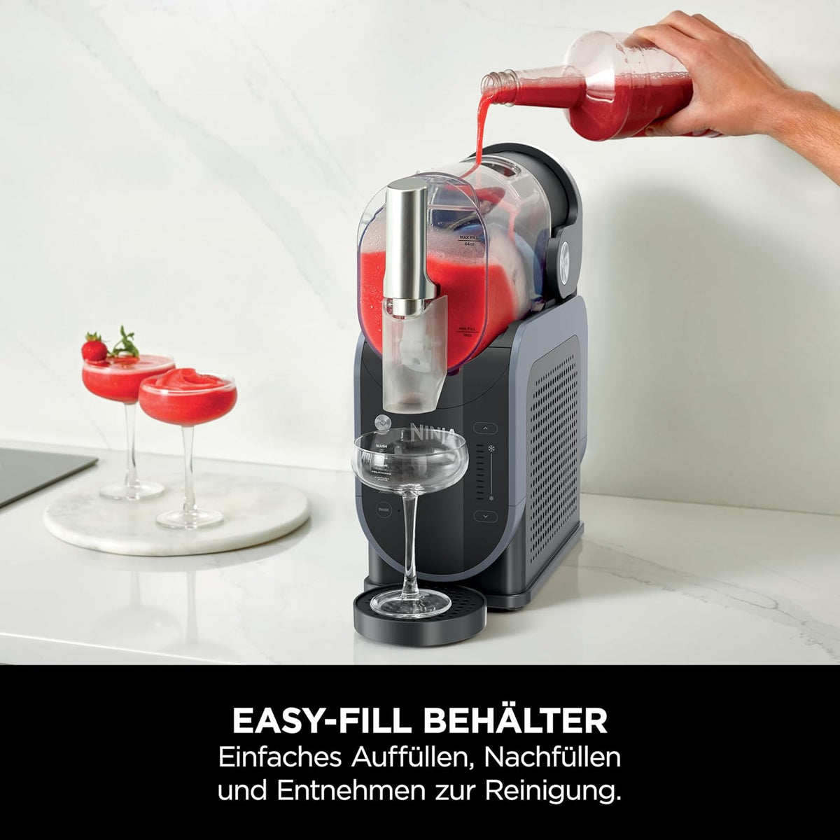 Ninja SLUSHi Maschine für Slush, Eis-Cocktails, Frappé, Milchshakes & gefrorenen Saft, ohne Eis oder Vorbereitungsaufwand, WhisperChill-Technology, fasst 1,9 L, Blau & Grau, FS301EU