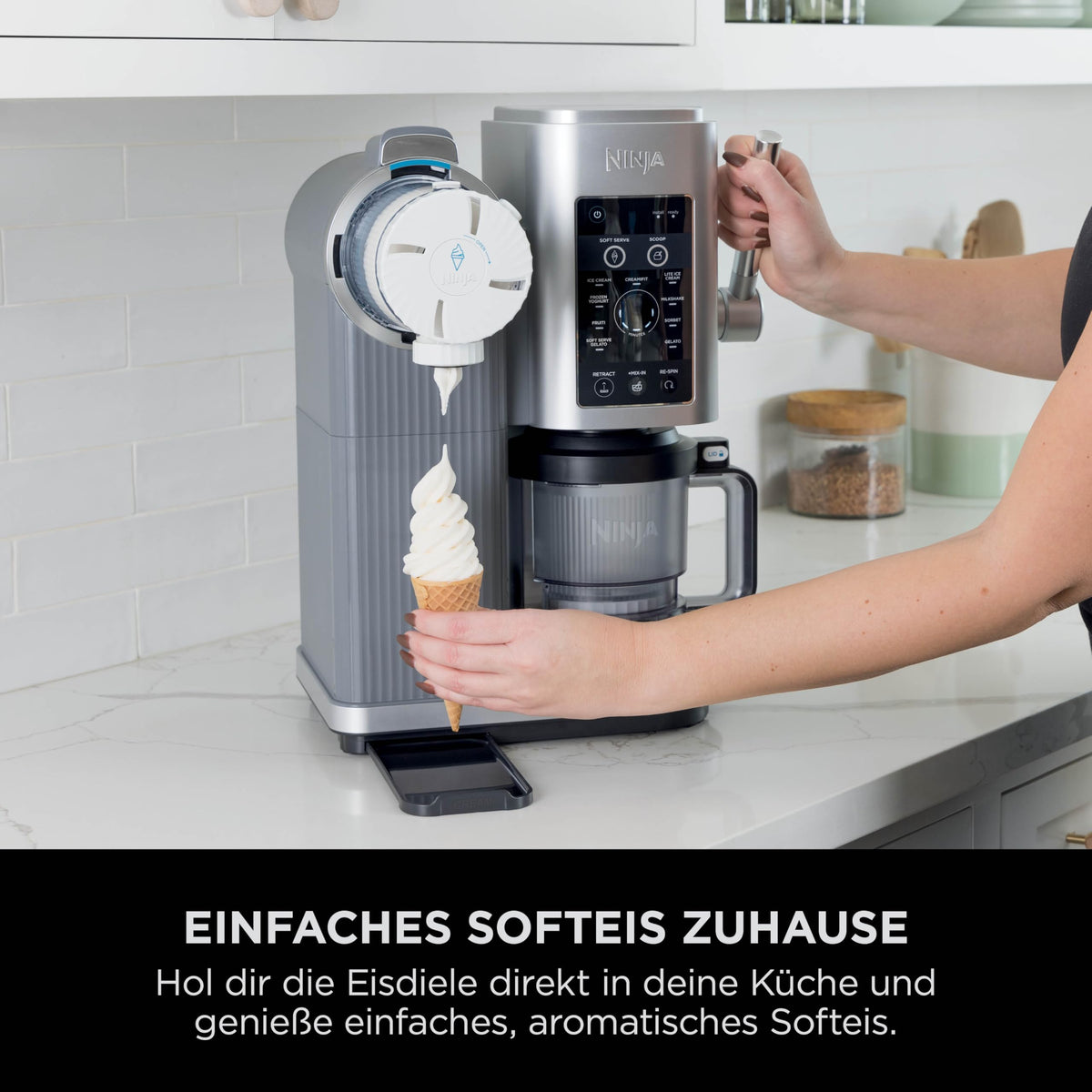 Ninja CREAMi Scoop & Swirl Eismaschine mit 2 Behältern Platinsilber NC701EU