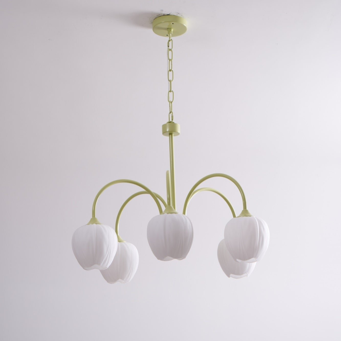 Tulpen-Matcha-Kronleuchter
