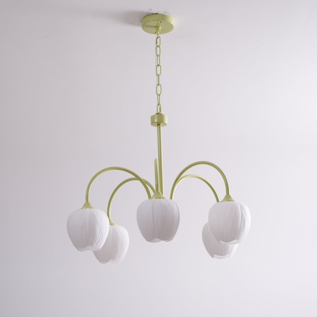 Tulpen-Matcha-Kronleuchter