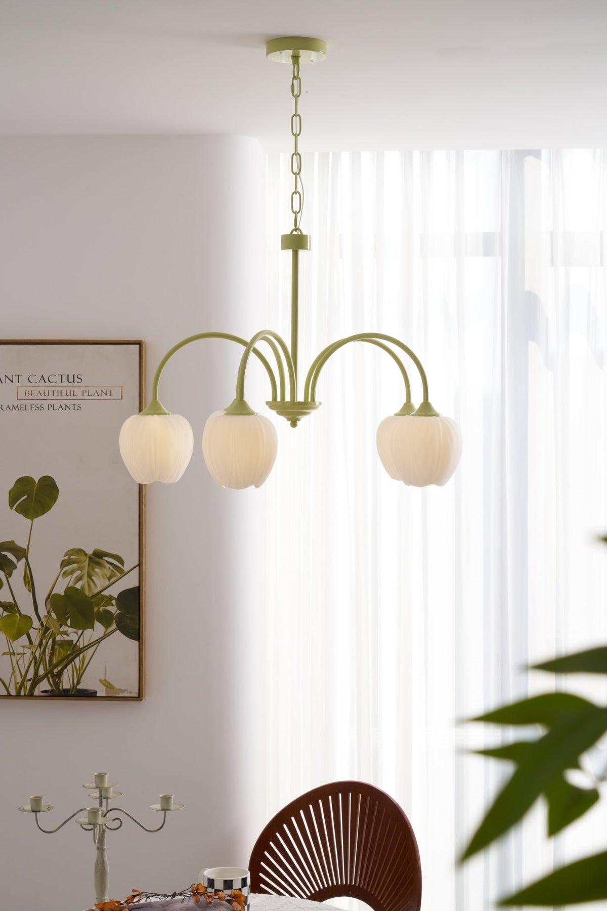 Tulpen-Matcha-Kronleuchter