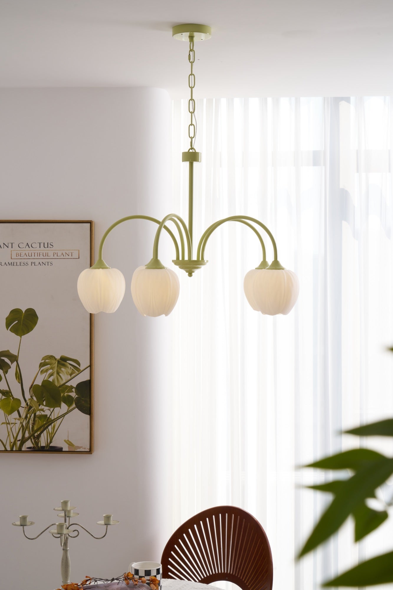 Tulpen-Matcha-Kronleuchter