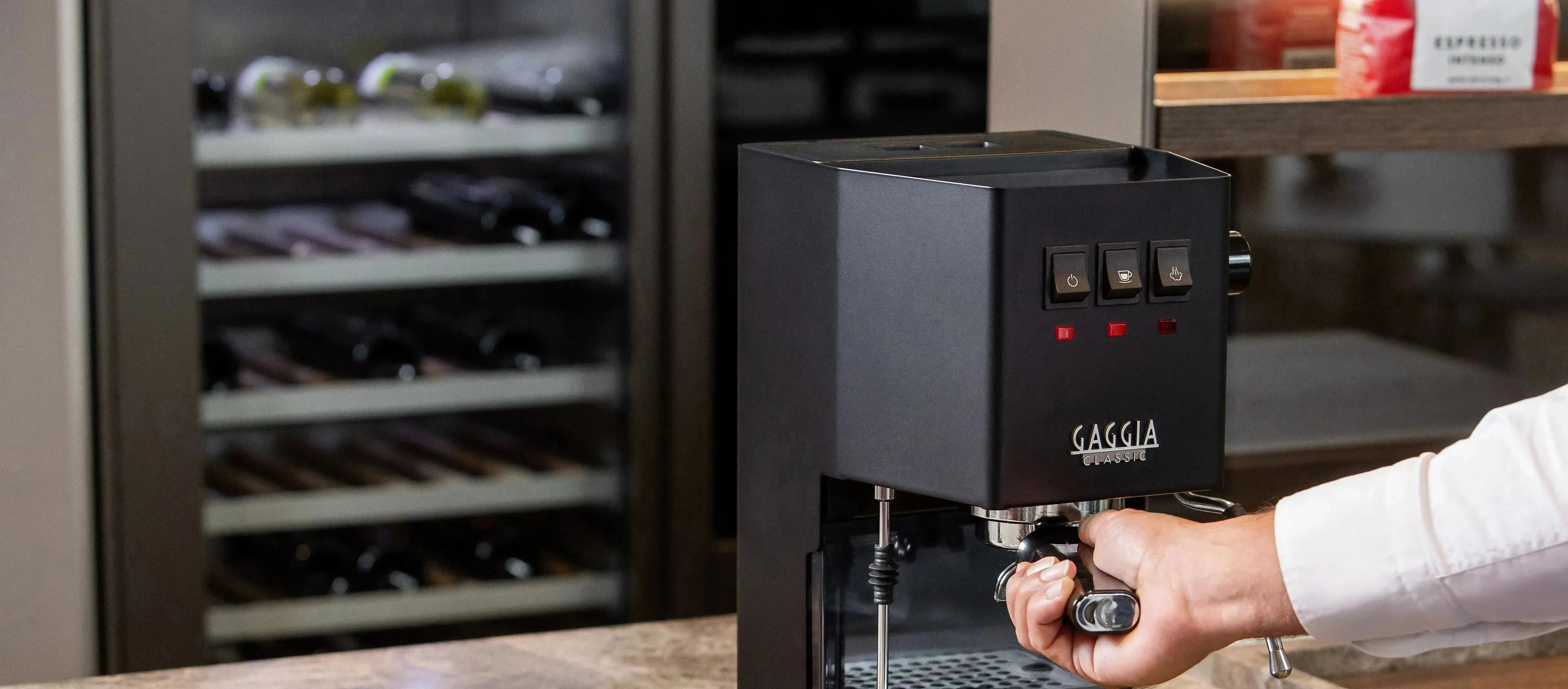 Gaggia Classic 5 Jahre Garantie EVO Pro E24 Schwarz - Kaffeewelt